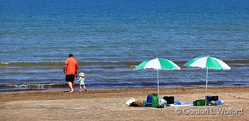 On The Beach_04195.jpg - Photographed at Georgian Bay on Wasaga Beach, Ontario, Canada.